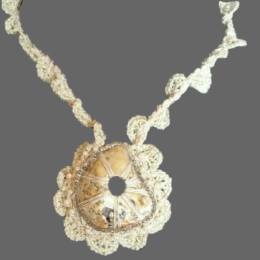 Lace Shell