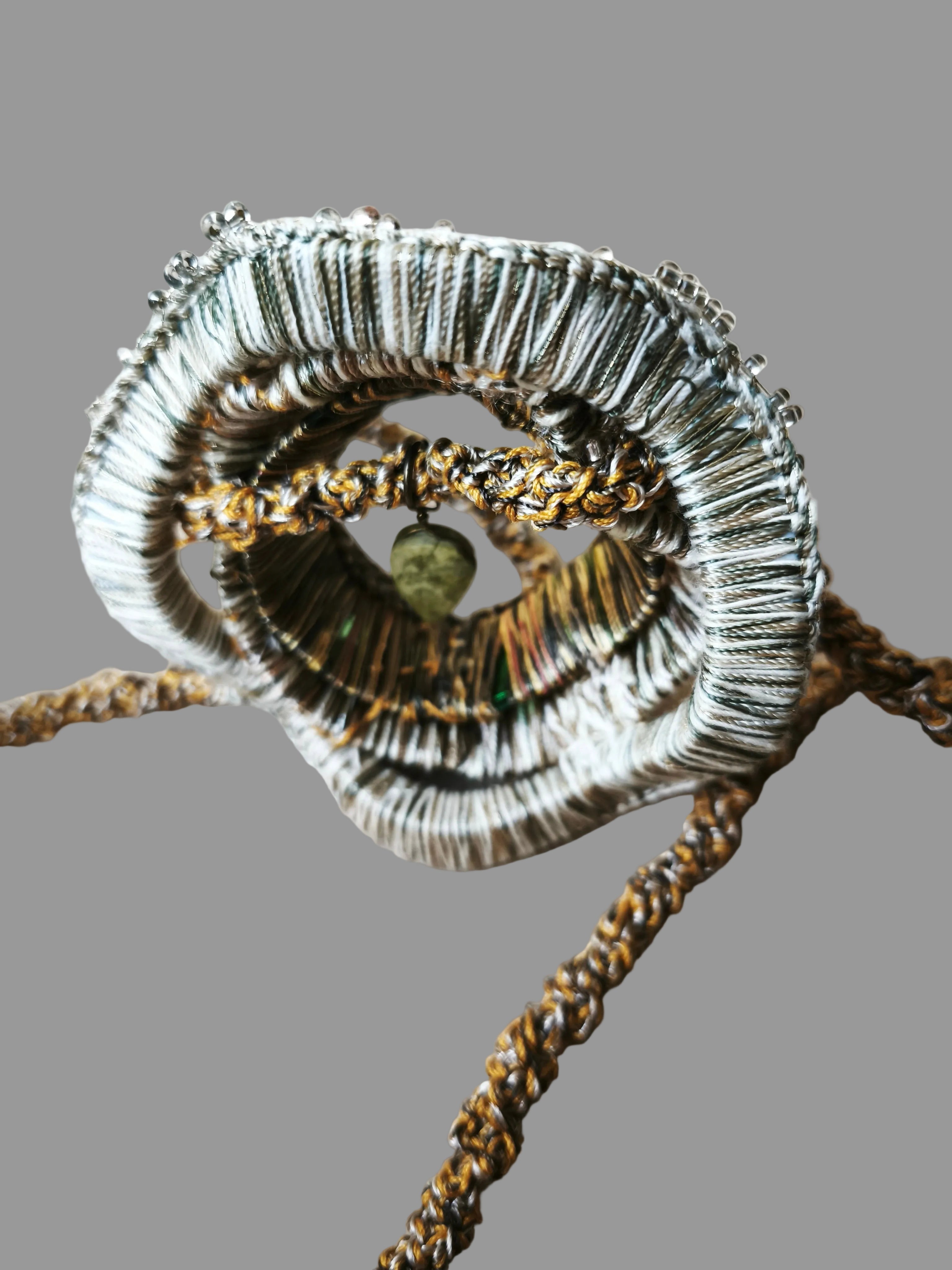 Spatial pendant