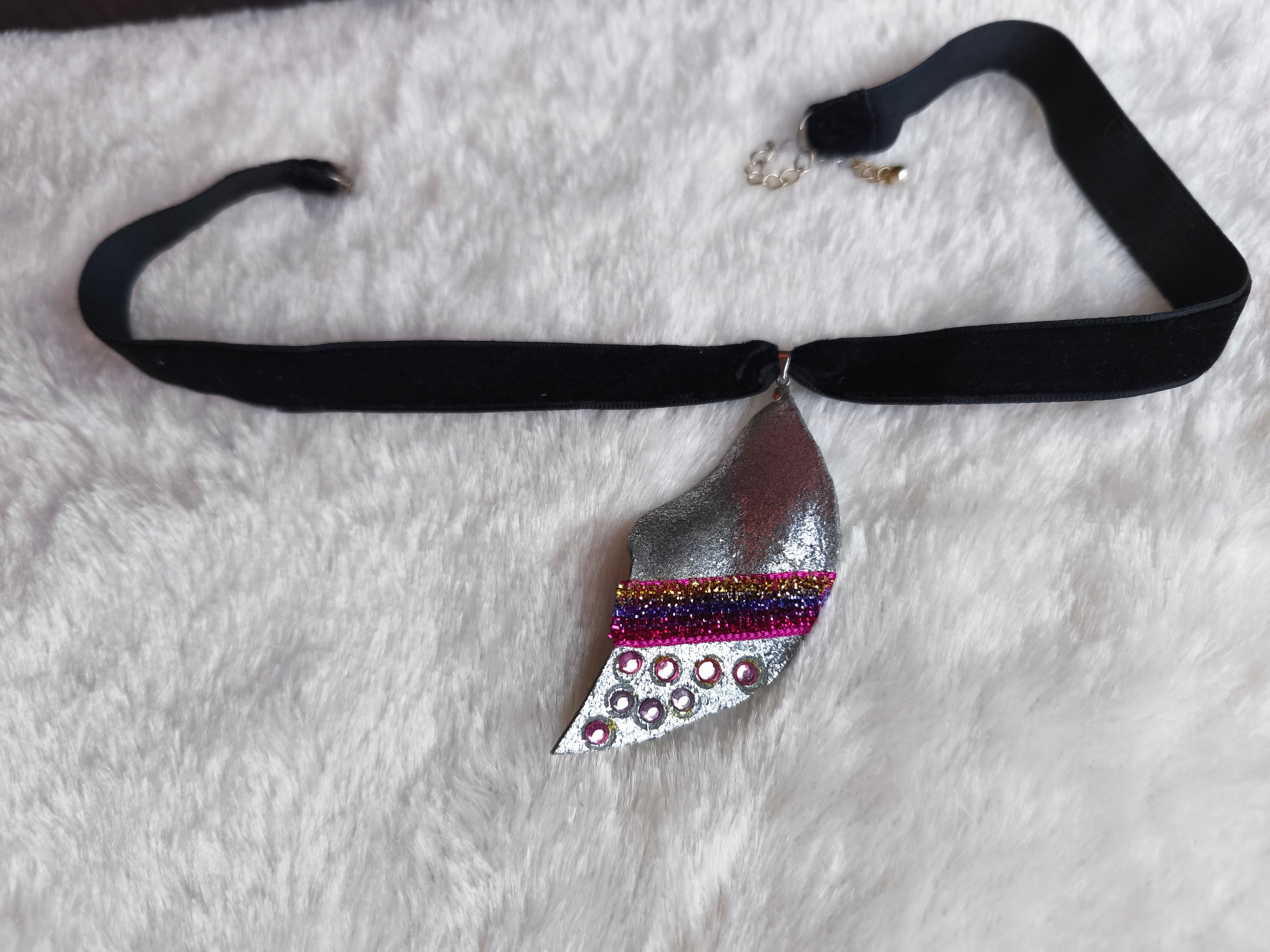 Velvet Silver Leaf